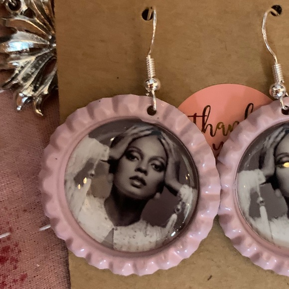 ⭐️Host pick!!! Diana Ross art handcrafted earrings Host Pick!🎉 - Picture 5 of 8